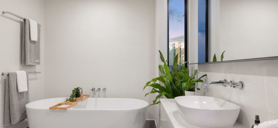 bathroom accessories in Singapore